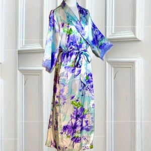 Jones New York‎ Silky Satin Violet Floral Lace Trim Floor Length Belted Robe S/M
